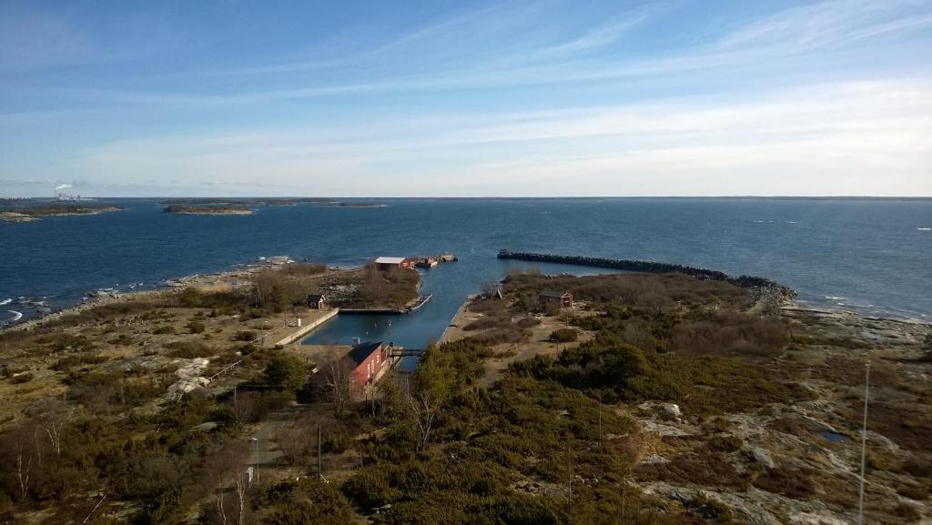 Kylmaepihlaja Lighthouse 호텔 라우마 객실 사진